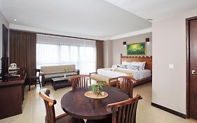 Grand Santhi Hotel  3*